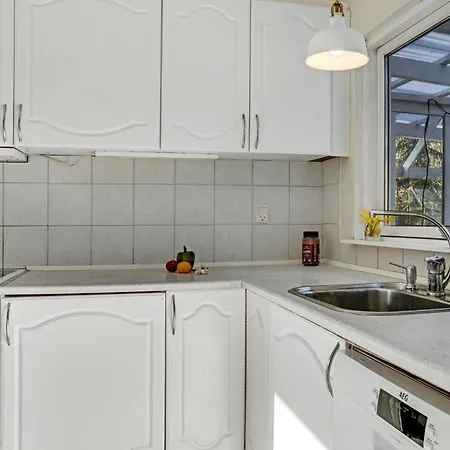 Gorgeous In Vaeggerlose With Kitchen Bøtø By